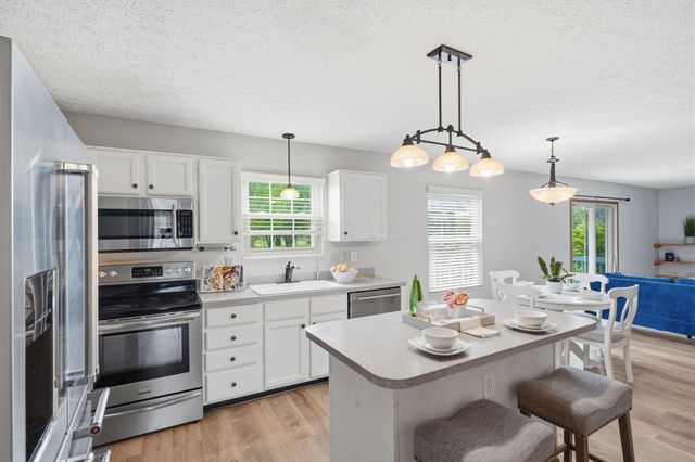 8541 Leader Drive, Galloway, OH 43119