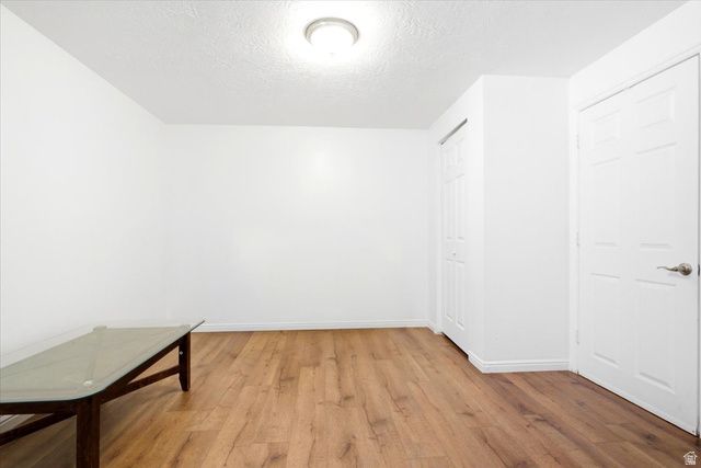 9511 S FAIRWAY VIEW DR, Sandy, UT 84070