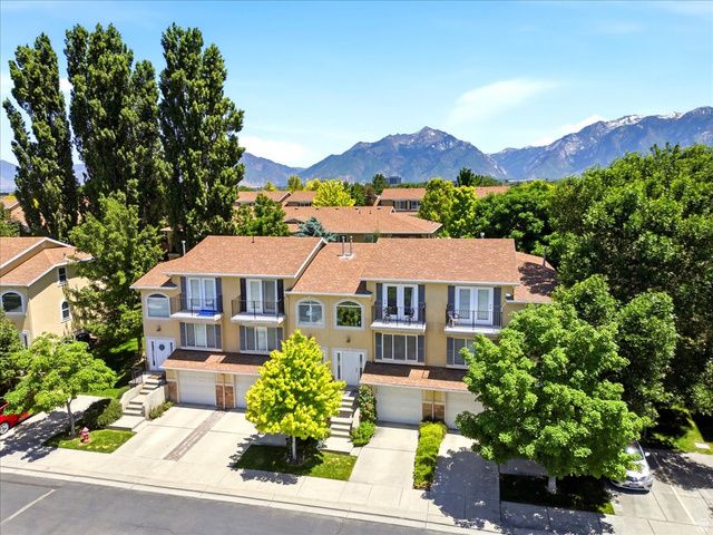 9511 S FAIRWAY VIEW DR, Sandy, UT 84070