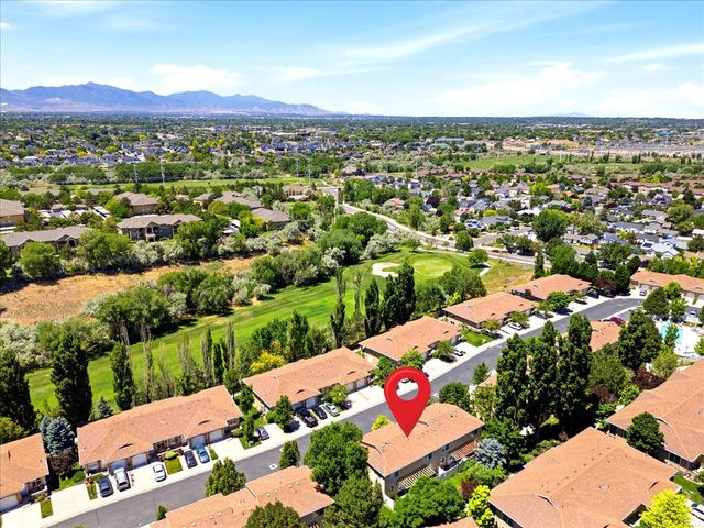 9511 S FAIRWAY VIEW DR, Sandy, UT 84070