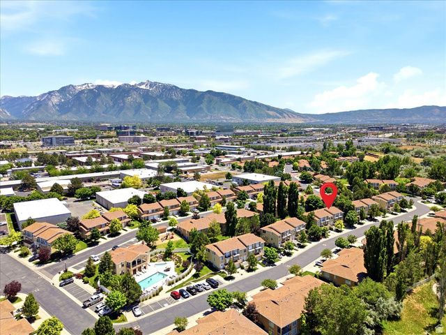 9511 S FAIRWAY VIEW DR, Sandy, UT 84070