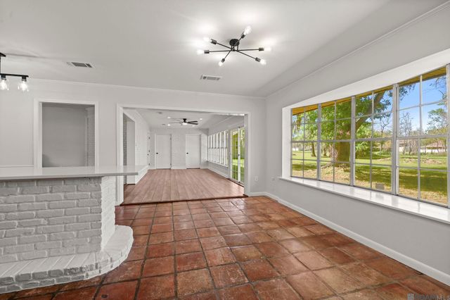 12417 Roddy Rd, Gonzales, LA 70737