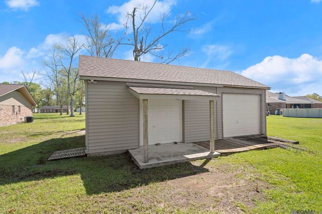 12417 Roddy Rd, Gonzales, LA 70737