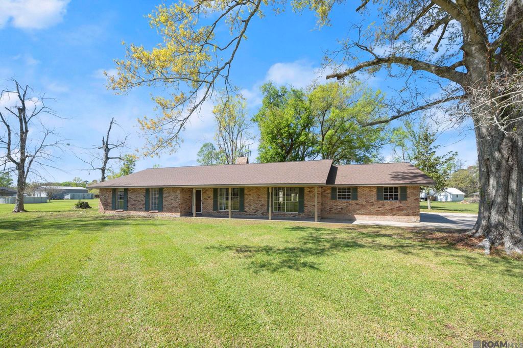 12417 Roddy Rd, Gonzales, LA 70737