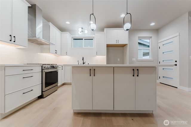 4421 Blackstone Way, Bellingham, WA 98226