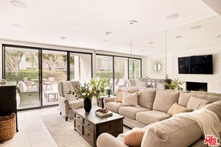 2940 Neilson Way 103, Santa Monica, CA 90405