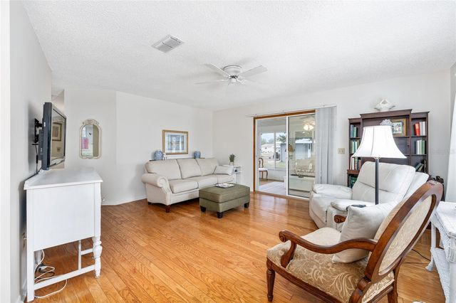 9921 SW 103RD PLACE, Ocala, FL 34481