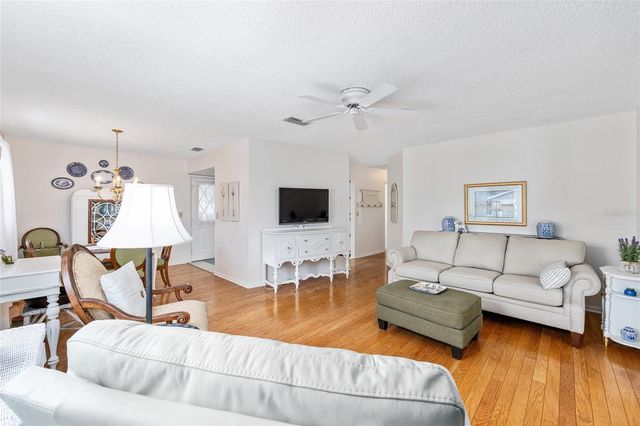 9921 SW 103RD PLACE, Ocala, FL 34481