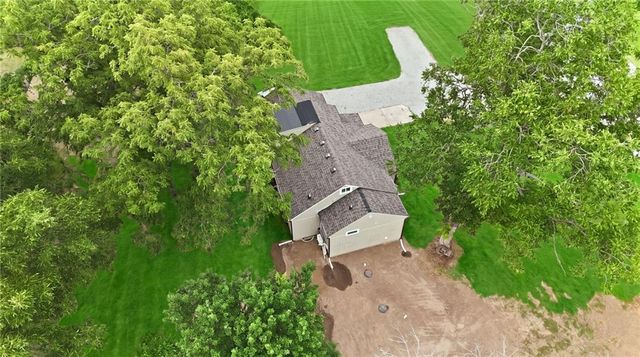 9400 Raytown Road, Kansas City, MO 64138