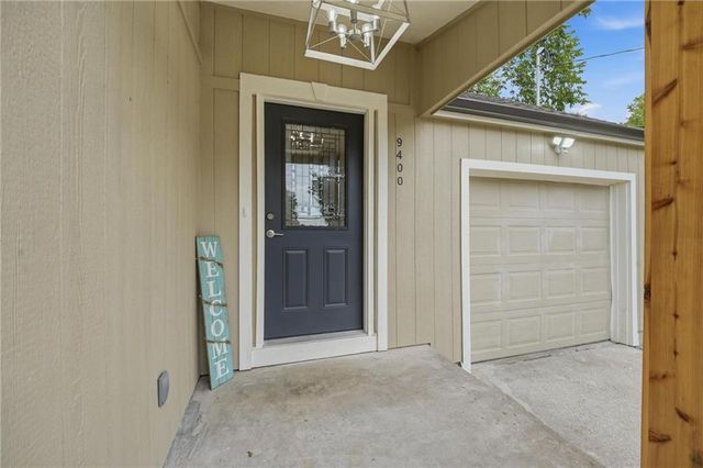 9400 Raytown Road, Kansas City, MO 64138