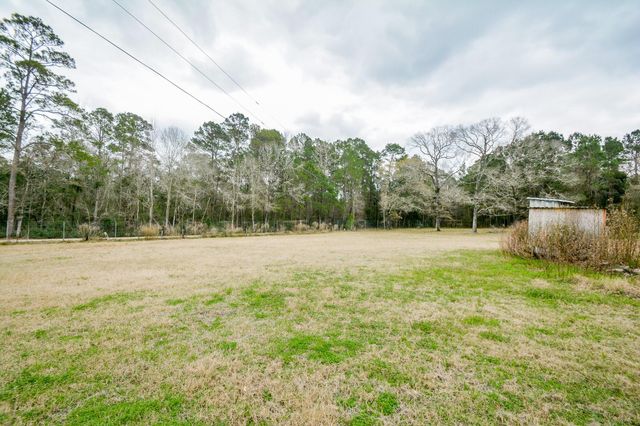 11119 Leonidas Horton Rd Road, Conroe, TX 77304