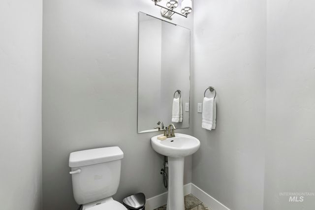 3987 N 3540 E, Kimberly, ID 83341