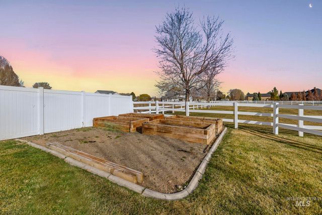 3987 N 3540 E, Kimberly, ID 83341