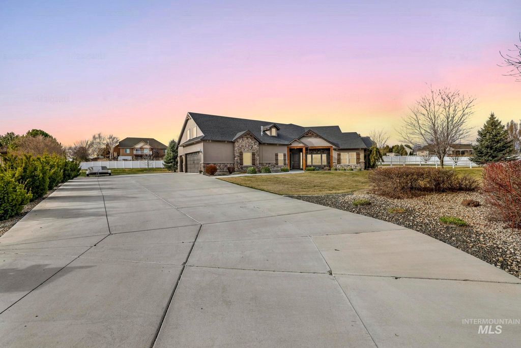 3987 N 3540 E, Kimberly, ID 83341