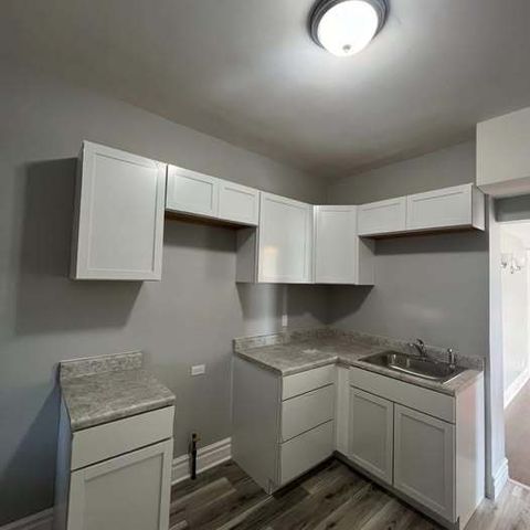 3444 W Grenshaw Street 2, Chicago, IL 60624