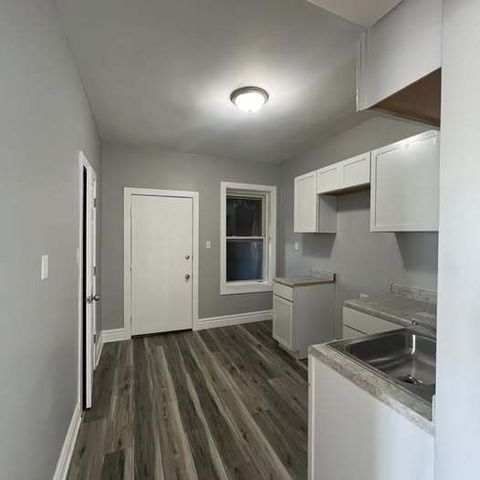 3444 W Grenshaw Street 2, Chicago, IL 60624