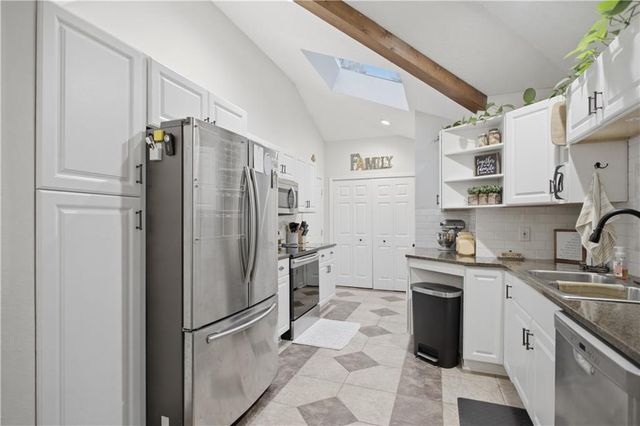13122 Logan Lane, Lenexa, KS 66215