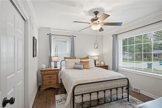 13122 Logan Lane, Lenexa, KS 66215