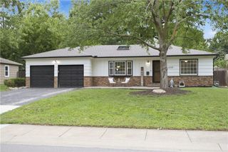 13122 Logan Lane, Lenexa, KS 66215