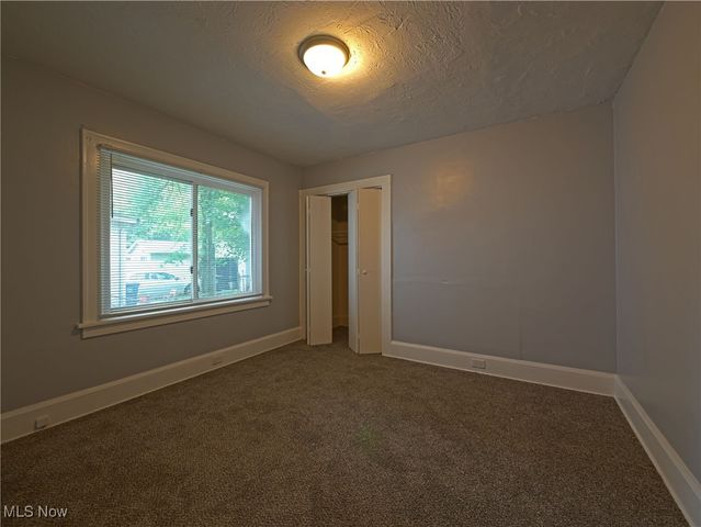 1033 Chalker Street, Akron, OH 44310