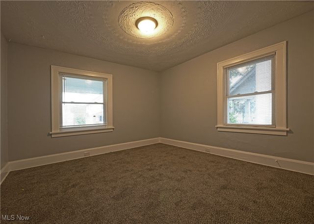 1033 Chalker Street, Akron, OH 44310