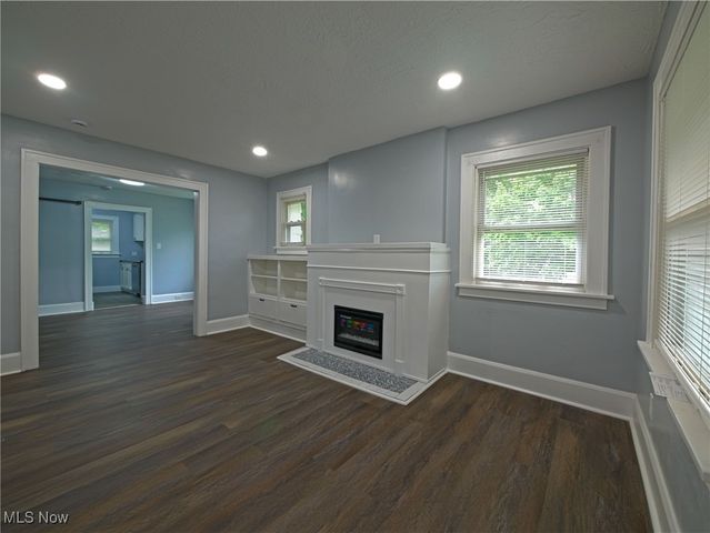 1033 Chalker Street, Akron, OH 44310