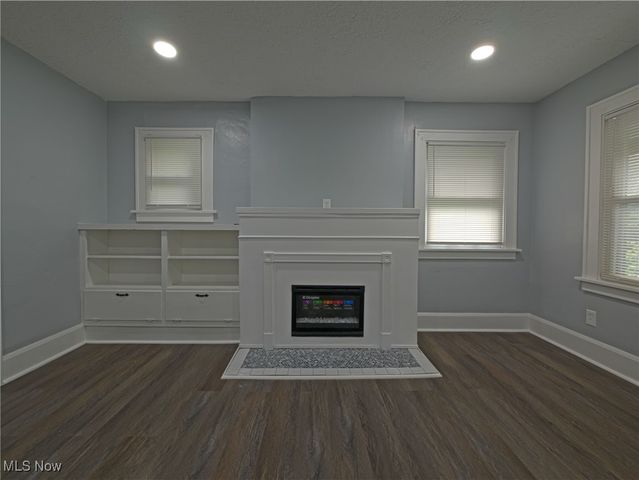 1033 Chalker Street, Akron, OH 44310