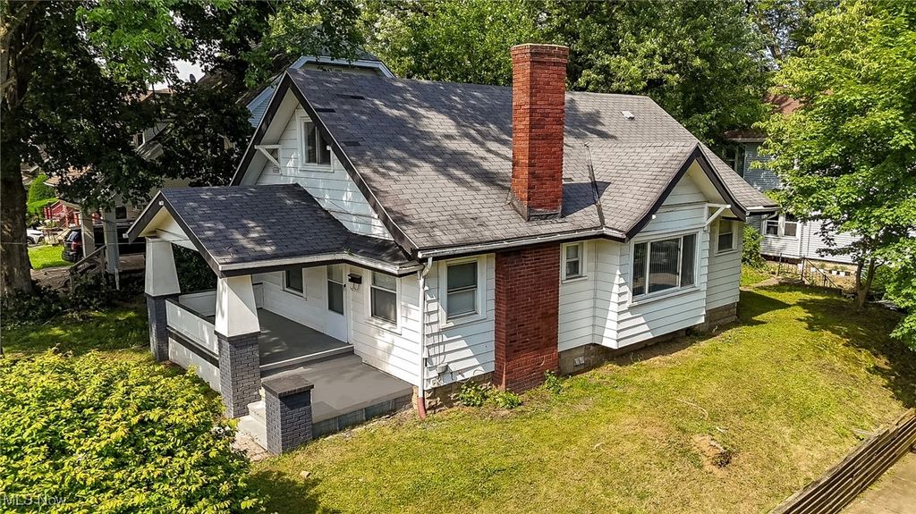 1033 Chalker Street, Akron, OH 44310