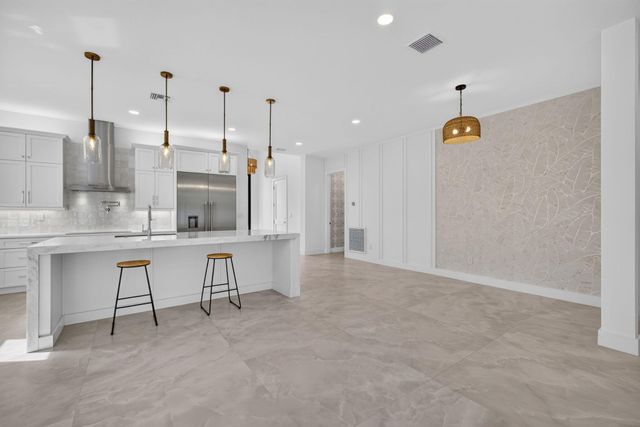 131 Edwards Lane, Palm Beach Shores, FL 33404