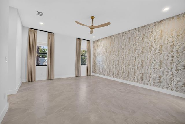 131 Edwards Lane, Palm Beach Shores, FL 33404