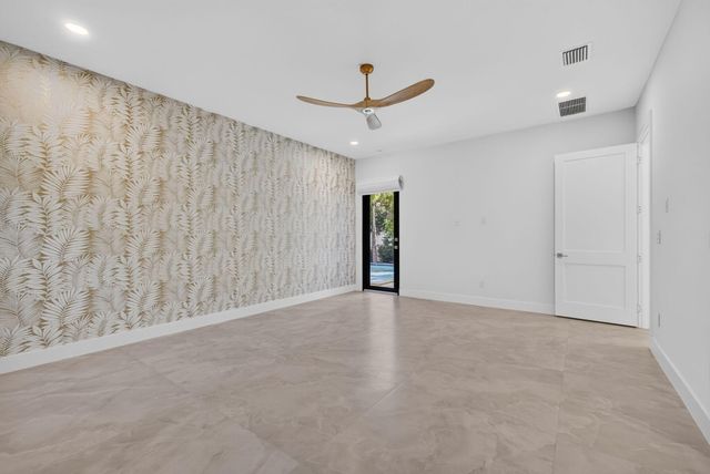 131 Edwards Lane, Palm Beach Shores, FL 33404