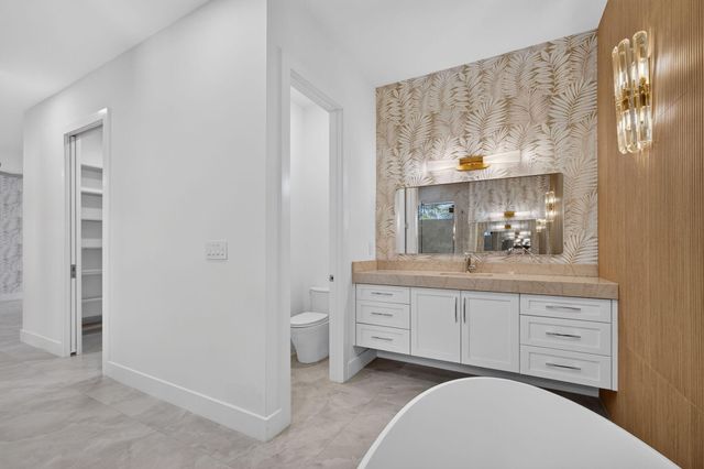 131 Edwards Lane, Palm Beach Shores, FL 33404