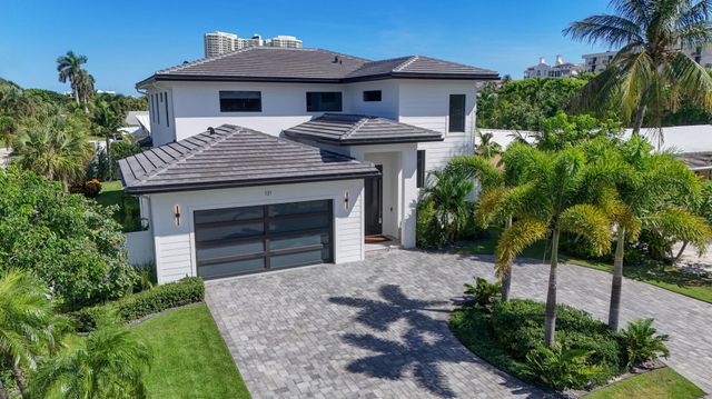 131 Edwards Lane, Palm Beach Shores, FL 33404