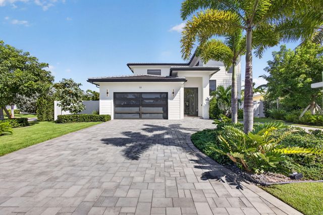 131 Edwards Lane, Palm Beach Shores, FL 33404