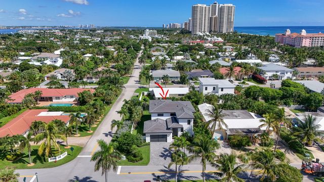 131 Edwards Lane, Palm Beach Shores, FL 33404