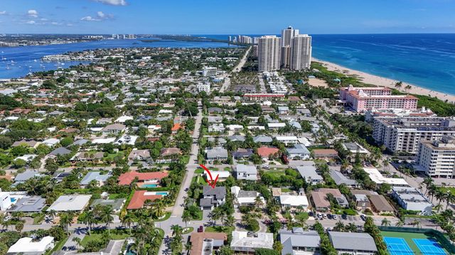 131 Edwards Lane, Palm Beach Shores, FL 33404
