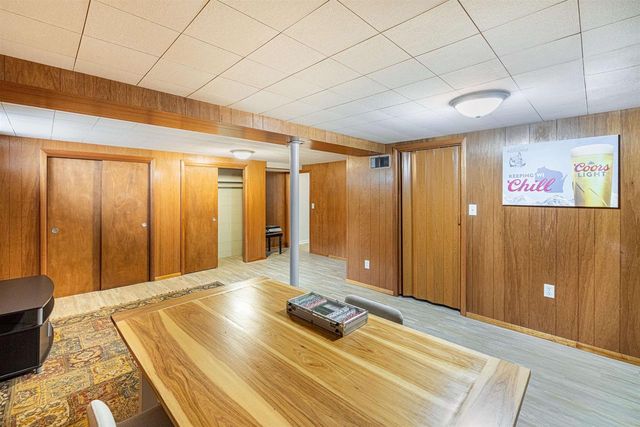 816 N Randall Avenue, Janesville, WI 53545