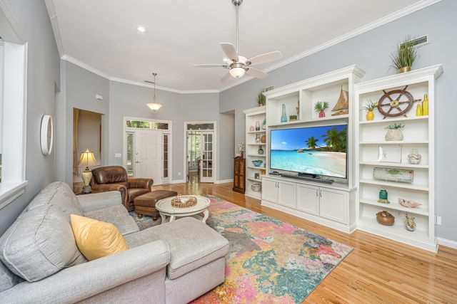 5201 Forest Oaks Drive, Hollywood, SC 29449
