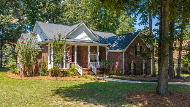 5201 Forest Oaks Drive, Hollywood, SC 29449