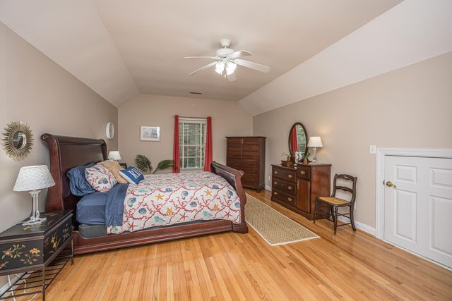 5201 Forest Oaks Drive, Hollywood, SC 29449