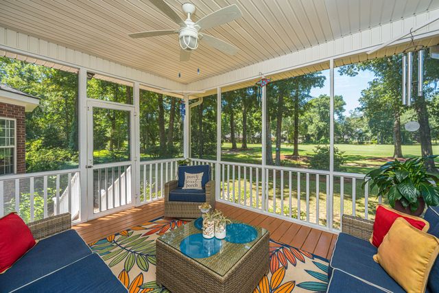 5201 Forest Oaks Drive, Hollywood, SC 29449