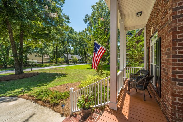 5201 Forest Oaks Drive, Hollywood, SC 29449