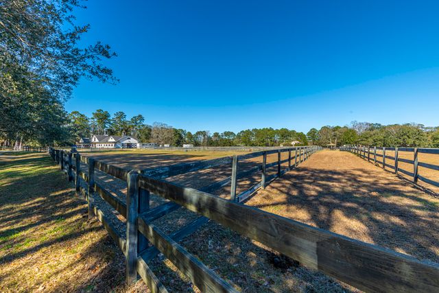 5201 Forest Oaks Drive, Hollywood, SC 29449
