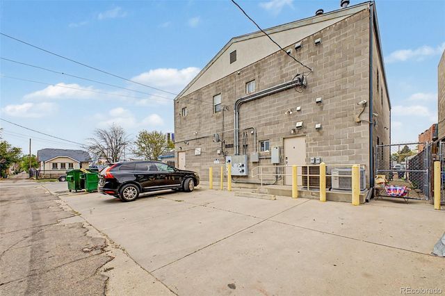 2380 S Broadway, Denver, CO 80210