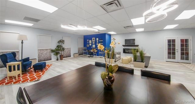2380 S Broadway, Denver, CO 80210