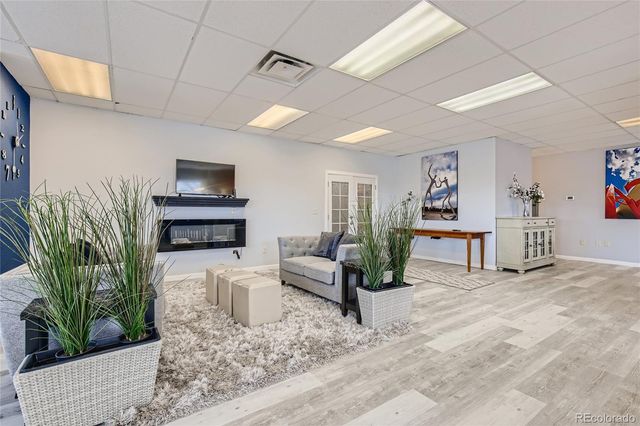 2380 S Broadway, Denver, CO 80210