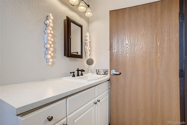 2380 S Broadway, Denver, CO 80210
