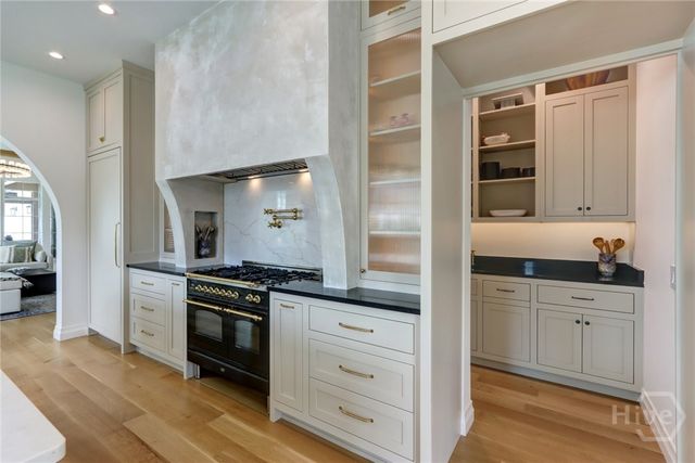 217 John Wesley Way, Savannah, GA 31404