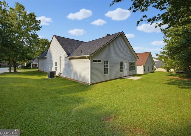 6563 Lake Mill Trace, Lithonia, GA 30038