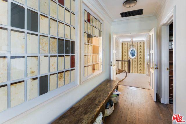 320 Hilgard Avenue, Los Angeles, CA 90024